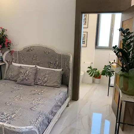 Madrepora Nero Centro Storico Gallipoli